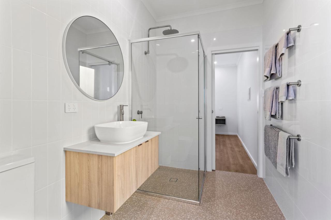 Port Lincoln Beachfront Apartments Bagian luar foto