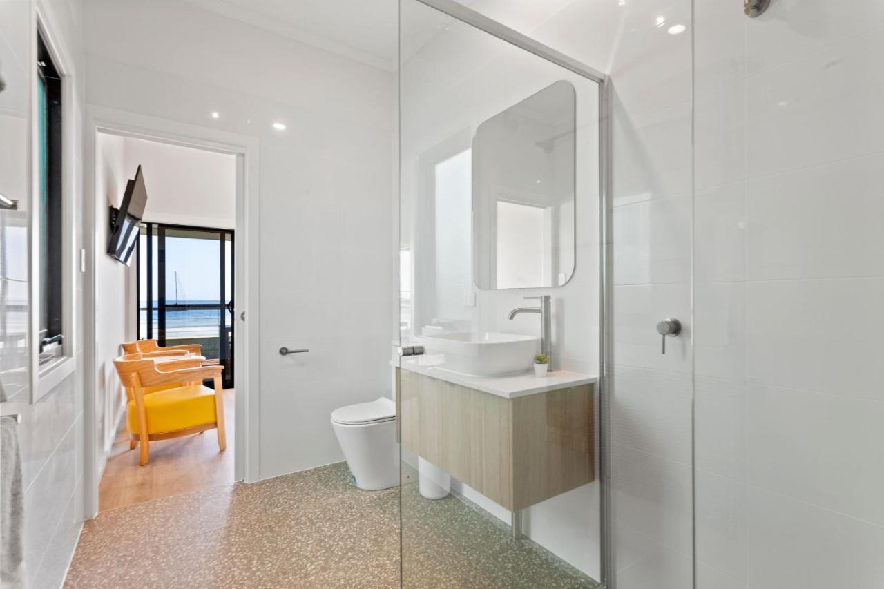 Port Lincoln Beachfront Apartments Bagian luar foto