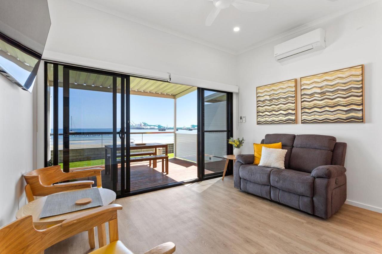 Port Lincoln Beachfront Apartments Bagian luar foto