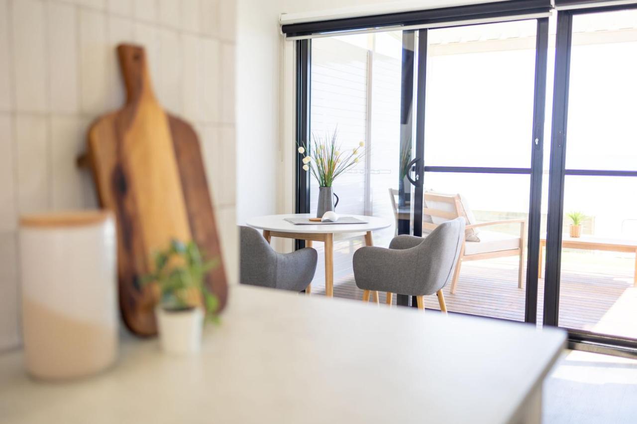 Port Lincoln Beachfront Apartments Bagian luar foto
